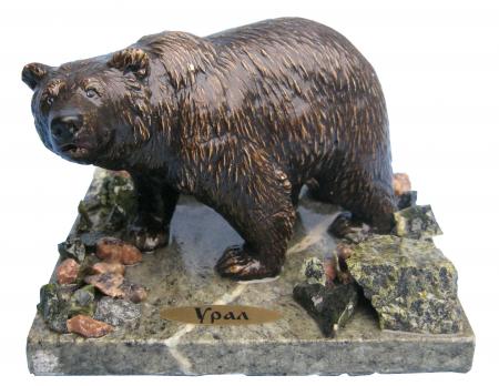 Скульптура Медведь идущий (075)