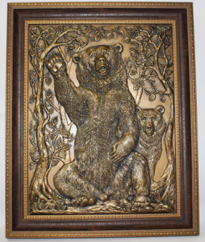 Картина из скульптурного гипса  Медведь приветливый 2202